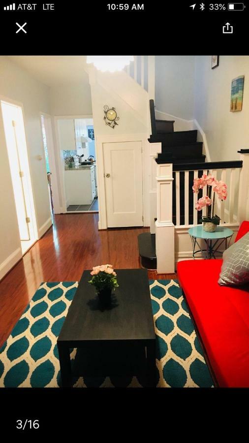 Best Bedroom Next To Jhu Baltimore Exterior foto
